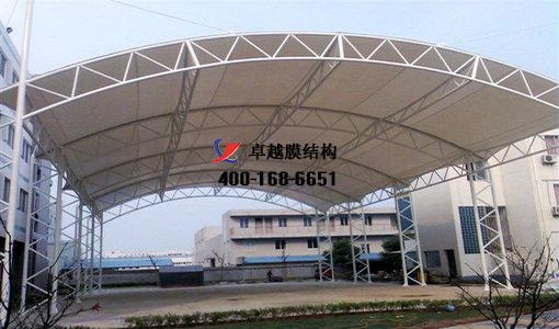    巴彥淖爾膜結(jié)構(gòu)網(wǎng)球場門球場籃球場（內(nèi)蒙古巴彥淖爾盟體育場 ）設計施工安裝案例