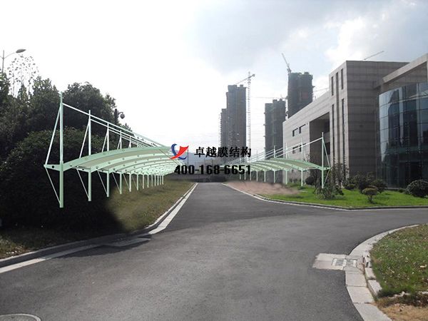  天水<font color='red'>膜結(jié)構(gòu)車棚</font>【天水華天科技股份有限公司-停車棚】設計施工案例