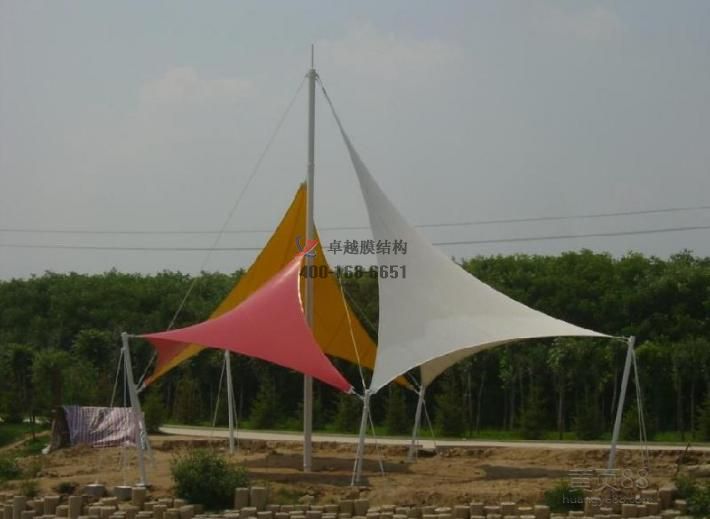 荊門張拉<font color='red'>膜結(jié)構(gòu)景觀</font>小品【案例圖片】 　　