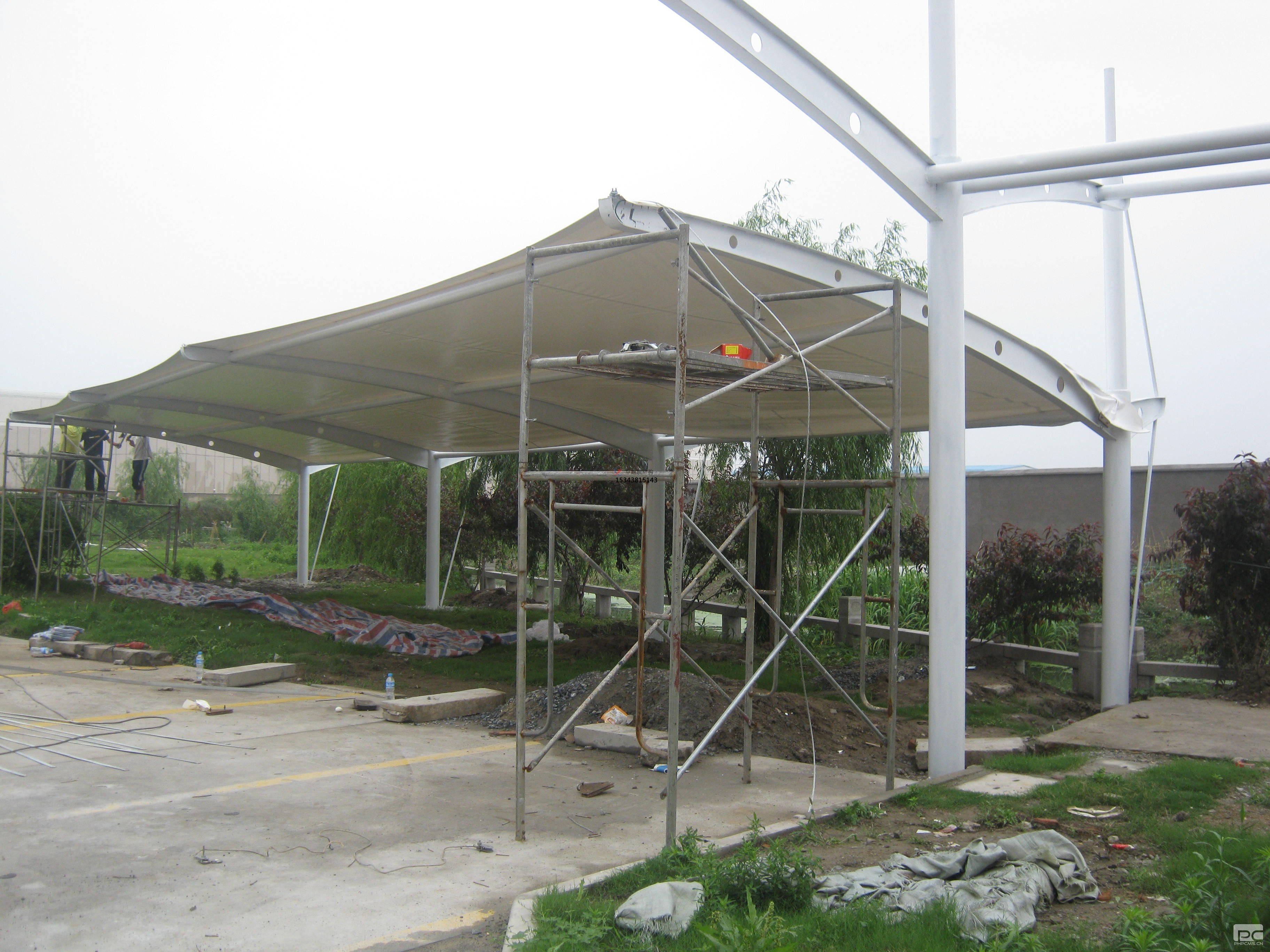 淄博市充電站膜結(jié)構(gòu)遮陽(yáng)棚【生產(chǎn)銷(xiāo)售】