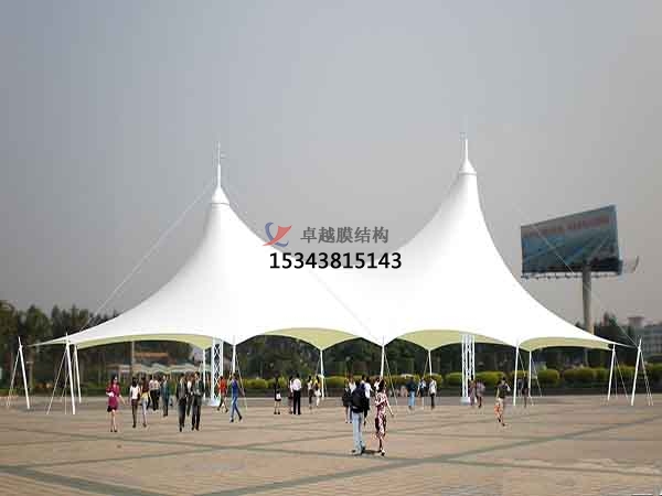運(yùn)城商業(yè)廣場<font color='red'>張拉膜結(jié)構(gòu)</font>景觀棚/雨棚設(shè)計搭建