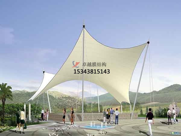 三門(mén)峽商業(yè)廣場(chǎng)<font color='red'>張拉膜結(jié)構(gòu)</font>景觀棚/雨棚設(shè)計(jì)搭建