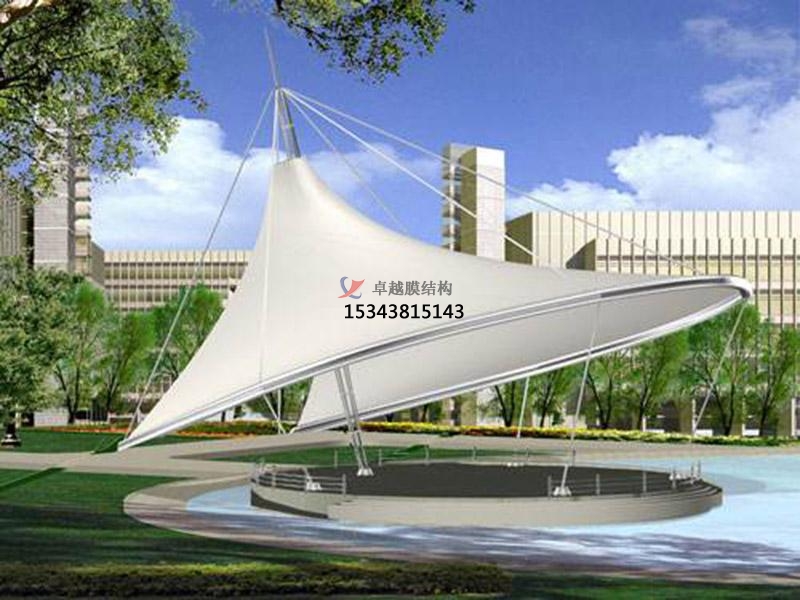 選擇PVDF膜材時需要考慮哪些因素？