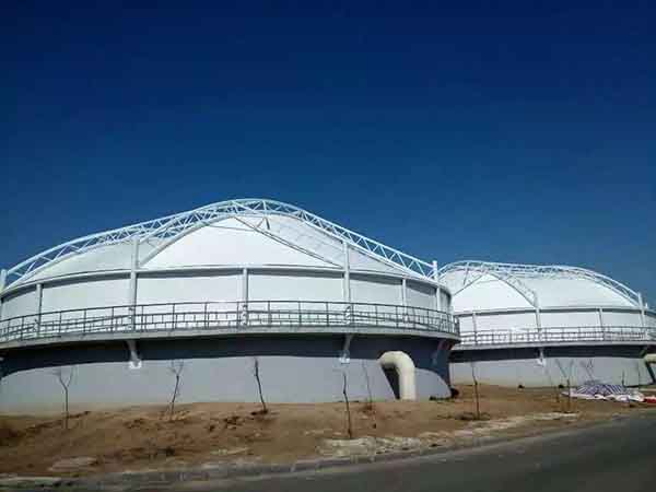 如何解決污水池臭氣熏天的問(wèn)題？