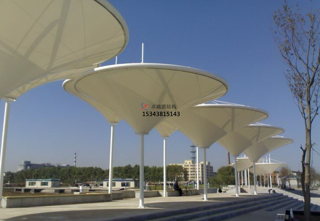 景觀膜結構出現以下問題，這正常么？