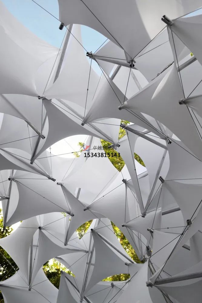 <font color='red'>張拉膜結(jié)構(gòu)</font>如何在環(huán)境景觀獨(dú)樹(shù)一幟