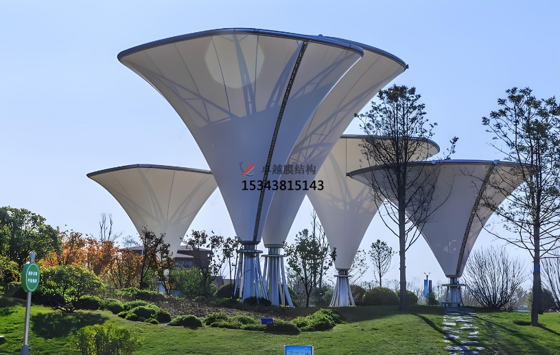 PTFE膜材舞臺(tái)膜結(jié)構(gòu)多少錢(qián)一平米