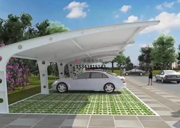 膜結構停車棚