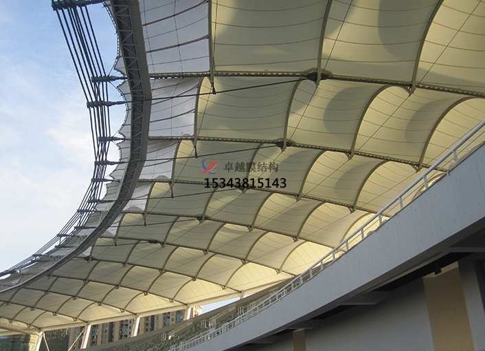 榆林張拉膜籃球場(chǎng)遮陽棚生產(chǎn)廠家設(shè)計(jì)施工【榆林學(xué)院張拉膜籃球場(chǎng)遮陽棚】等項(xiàng)目