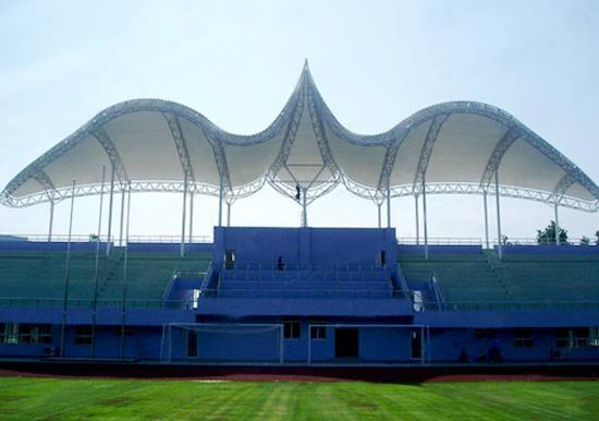 高爾夫膜結(jié)構(gòu)應(yīng)該怎樣選擇合適的膜材？